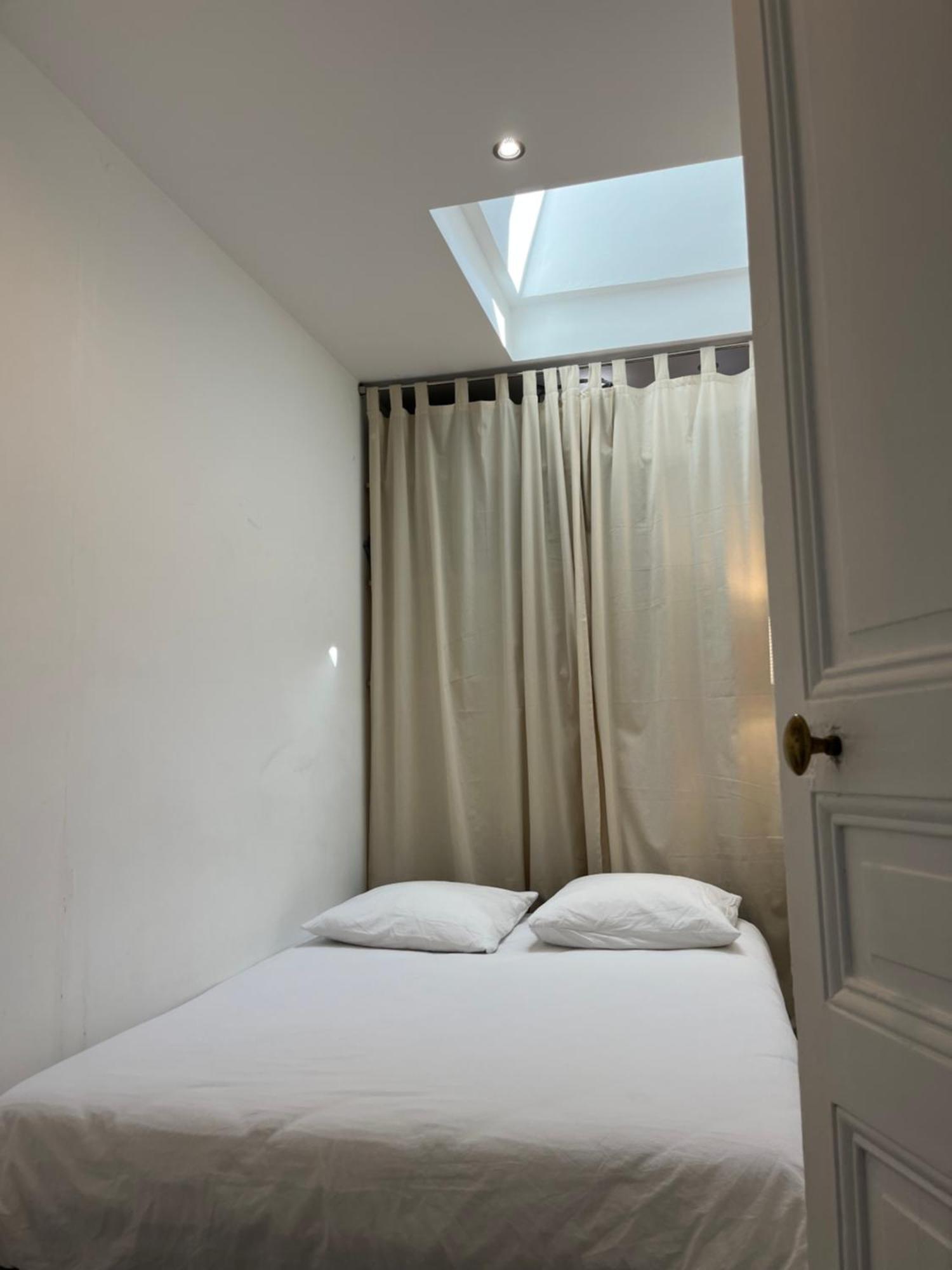Le Logis Cantilien Lamorlaye-Chantilly Buitenkant foto